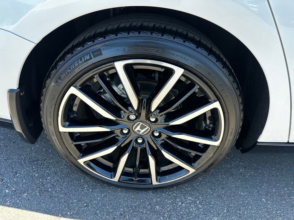 2024 Honda Accord Hybrid Touring - Photo 13
