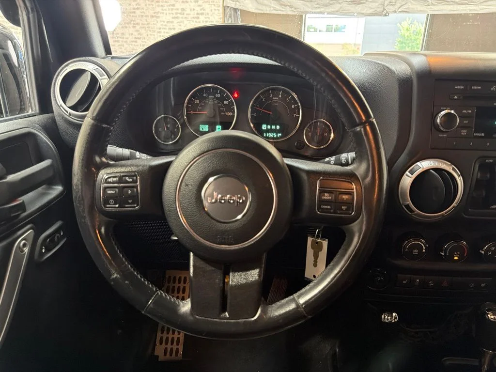 Used 2016 Rhino Clearcoat Jeep Unlimited Rubicon image 19
