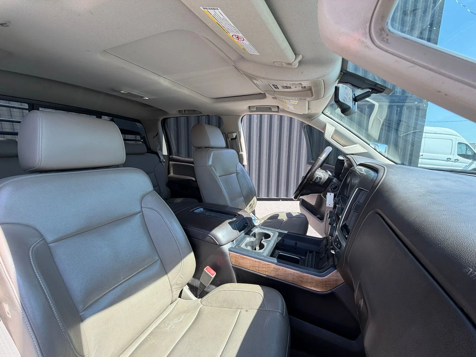 Used 2015 White Chevrolet LTZ image 18