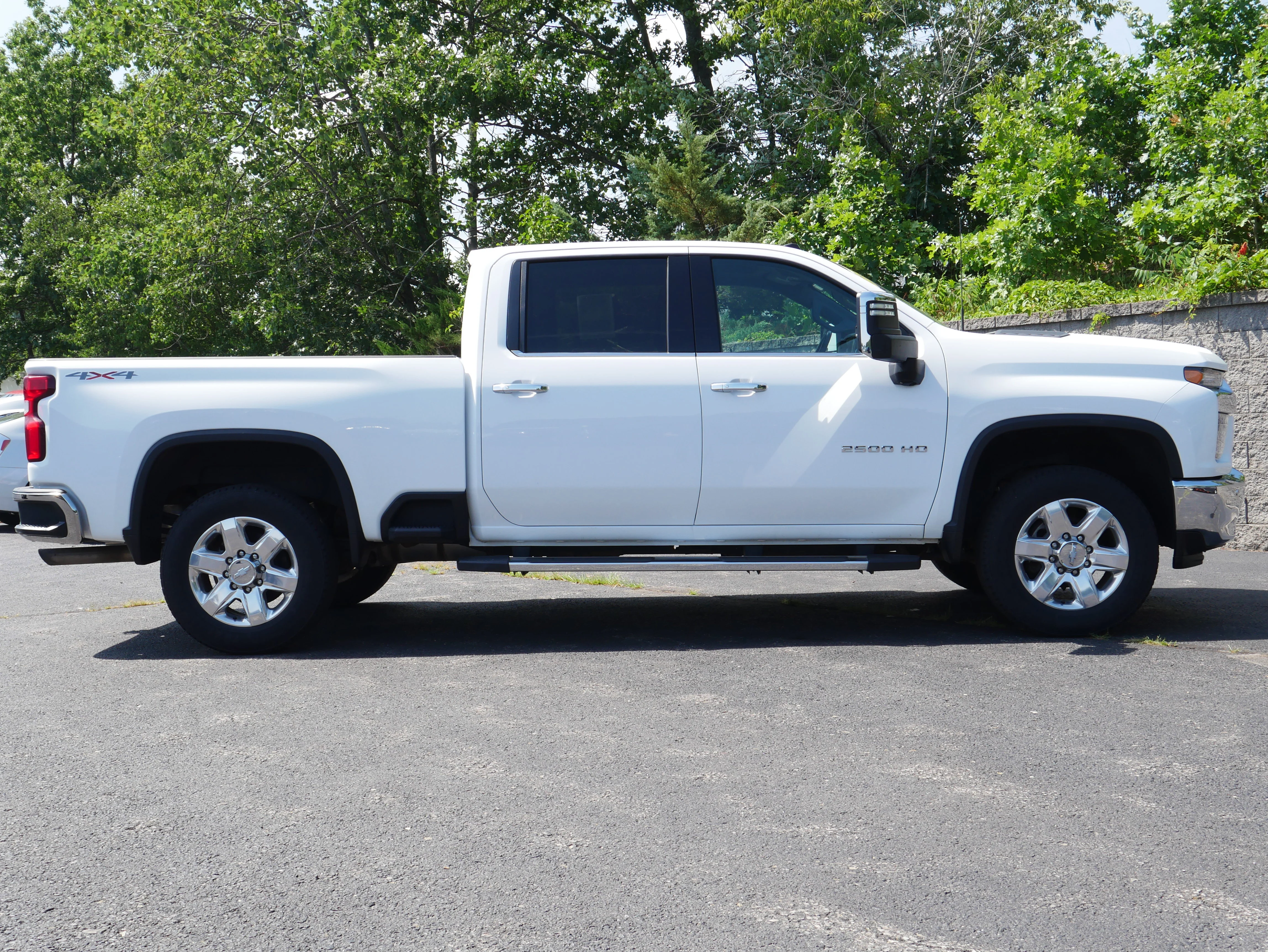 2020 Chevrolet Silverado 2500HD LTZ - Photo 9