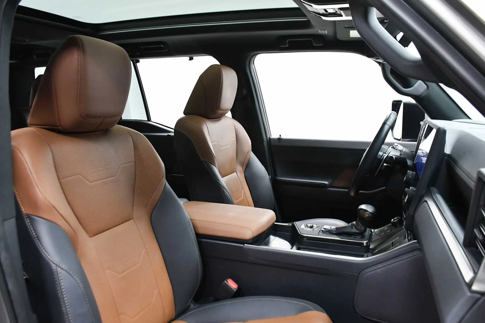 Used 2025 Atomic Silver Lexus Luxury+ image 24