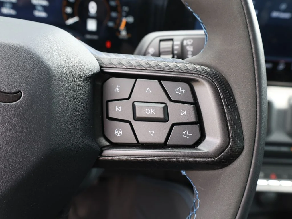 2025 Ford Mustang Dark Horse - Photo 34