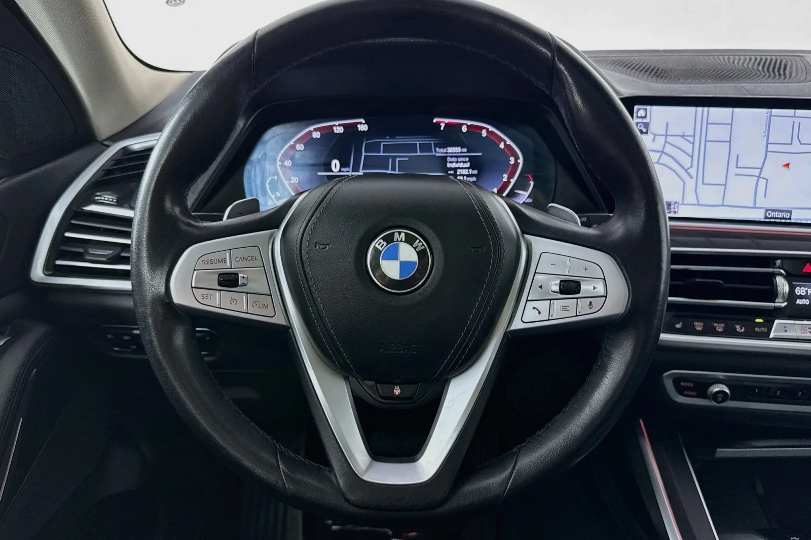 Used 2022 Jet Black BMW xDrive40i image 19