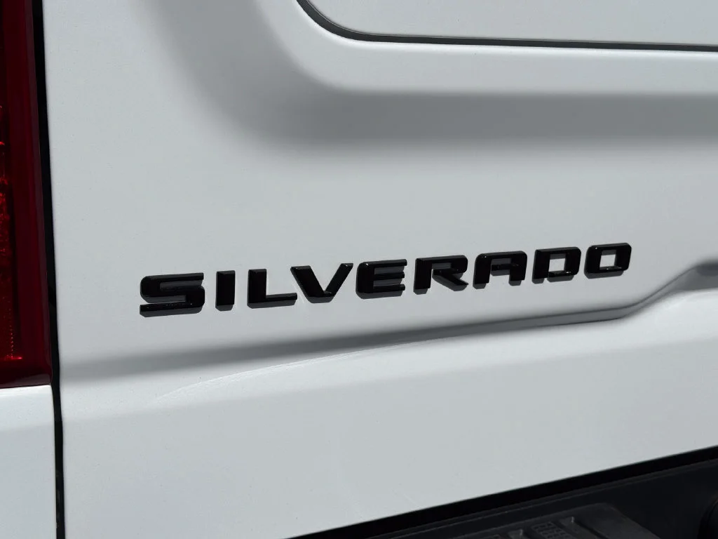 Used 2026 Summit White Chevrolet Custom image 10