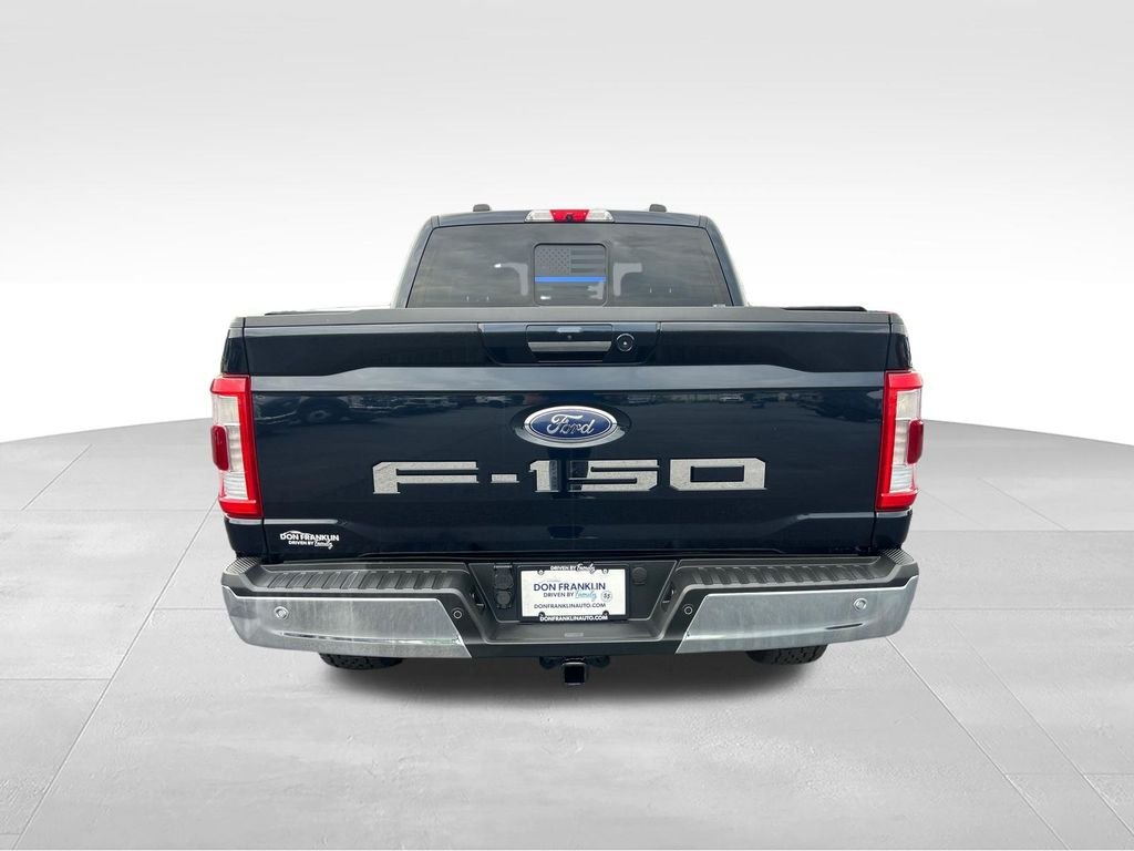 Used 2021 Blue Ford Lariat image 4