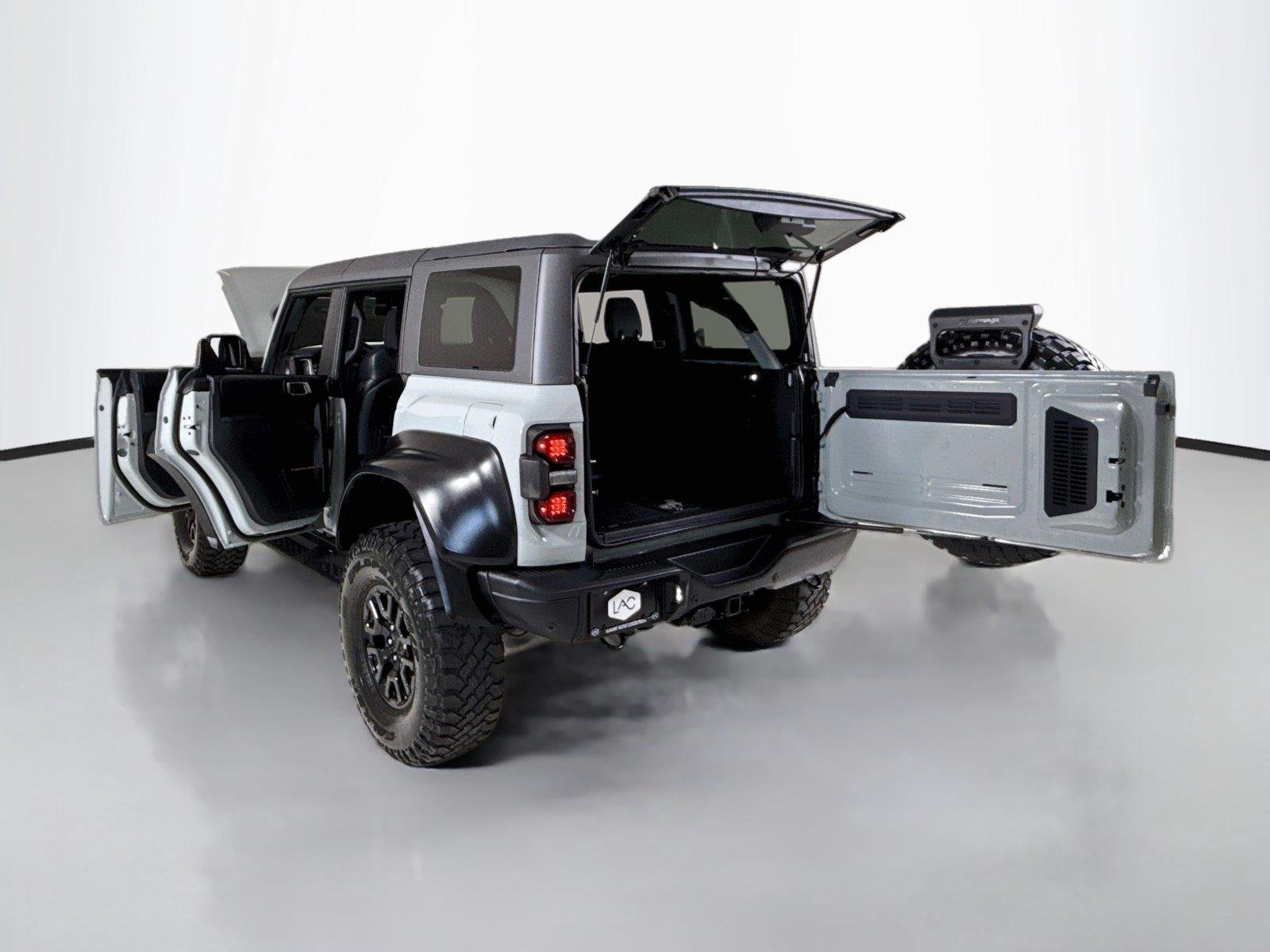 Used 2023 Cactus Gray Ford Raptor image 41
