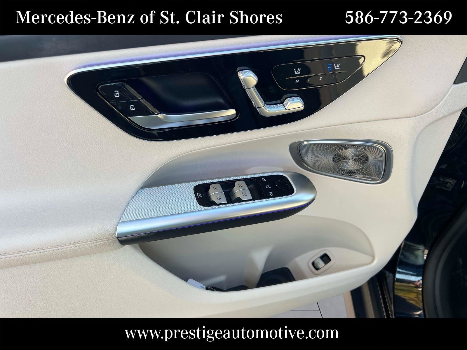 Certified Used 2023 Black Mercedes-Benz GLC 300 image 19