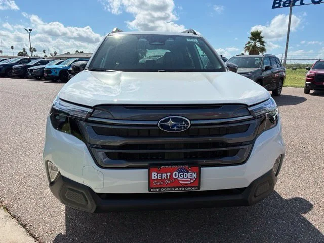 New 2026 CRYSTAL WHITE PEARL Subaru Premium image 2