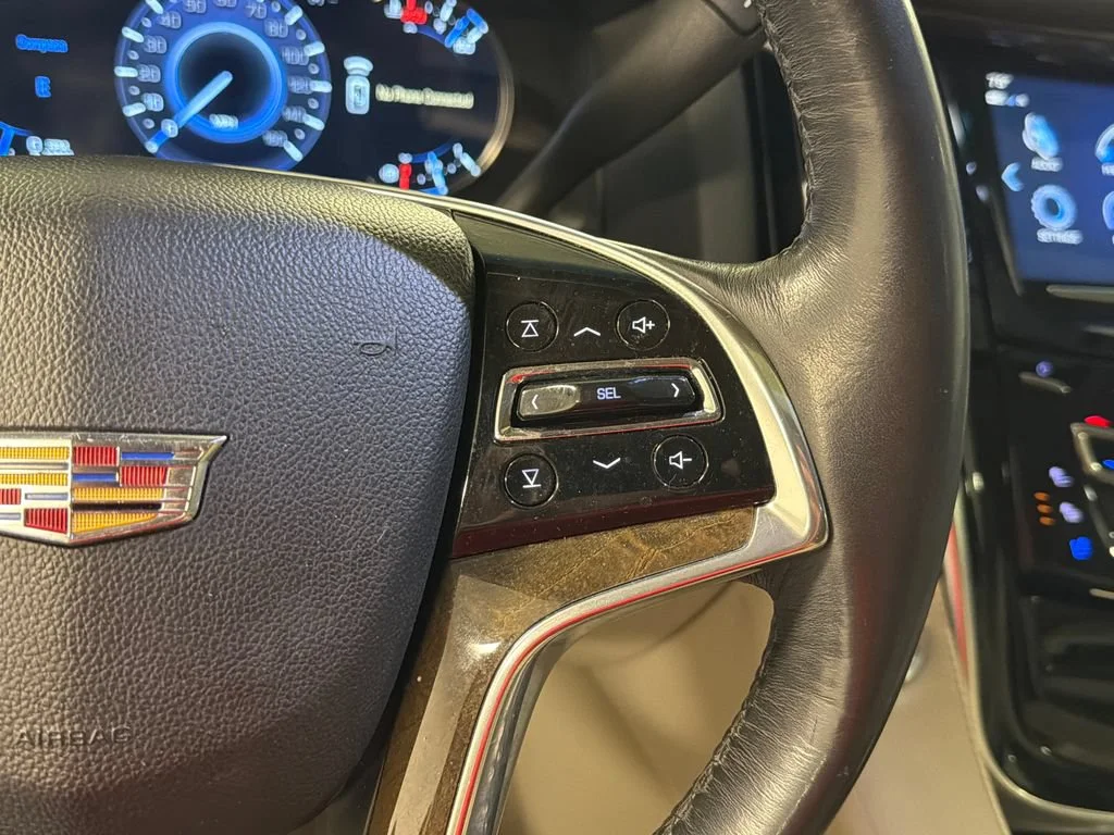 2019 Cadillac Escalade Premium Luxury - Photo 37