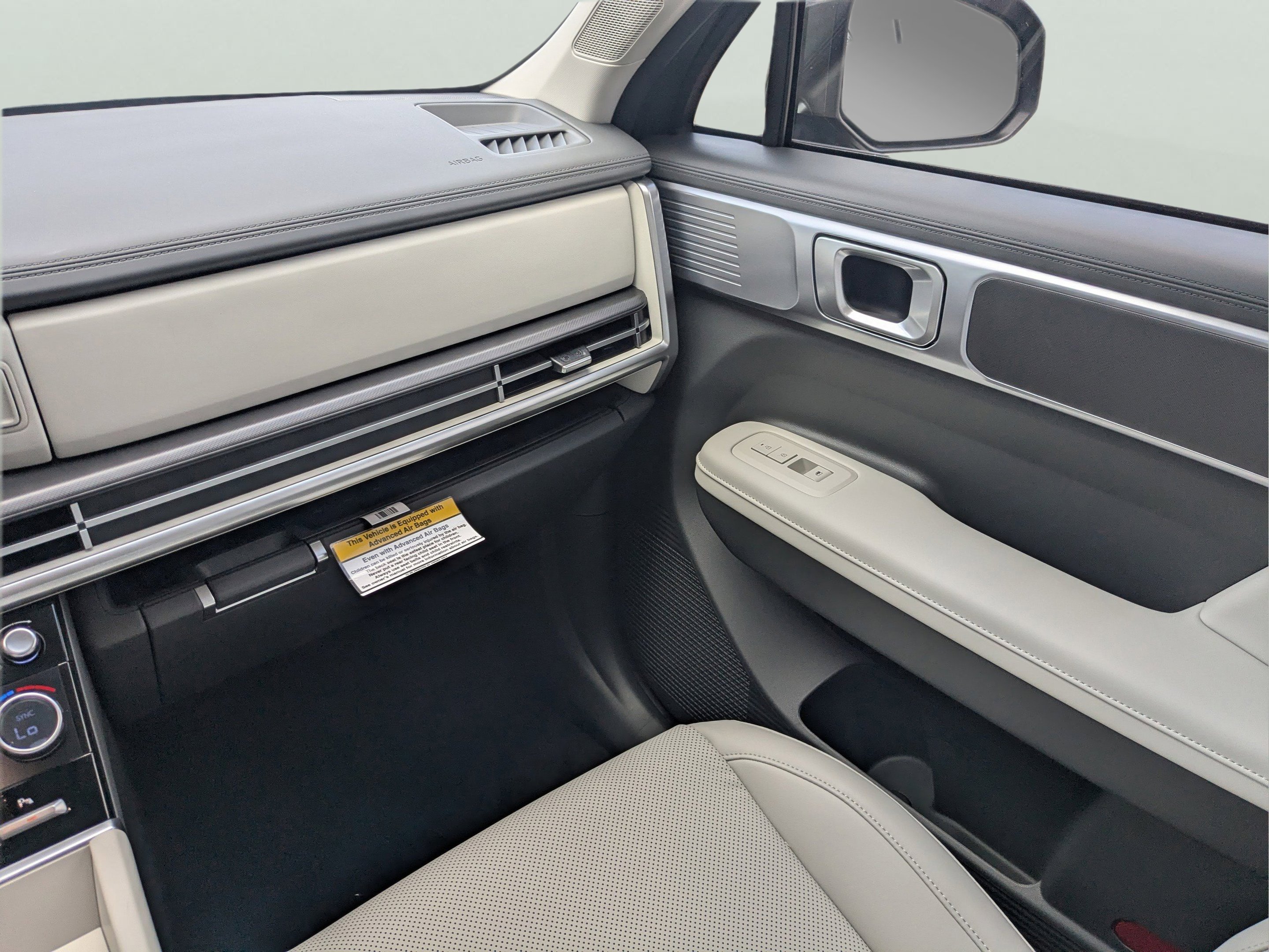 New 2026 Rockwood Green Hyundai SEL FWD image 21