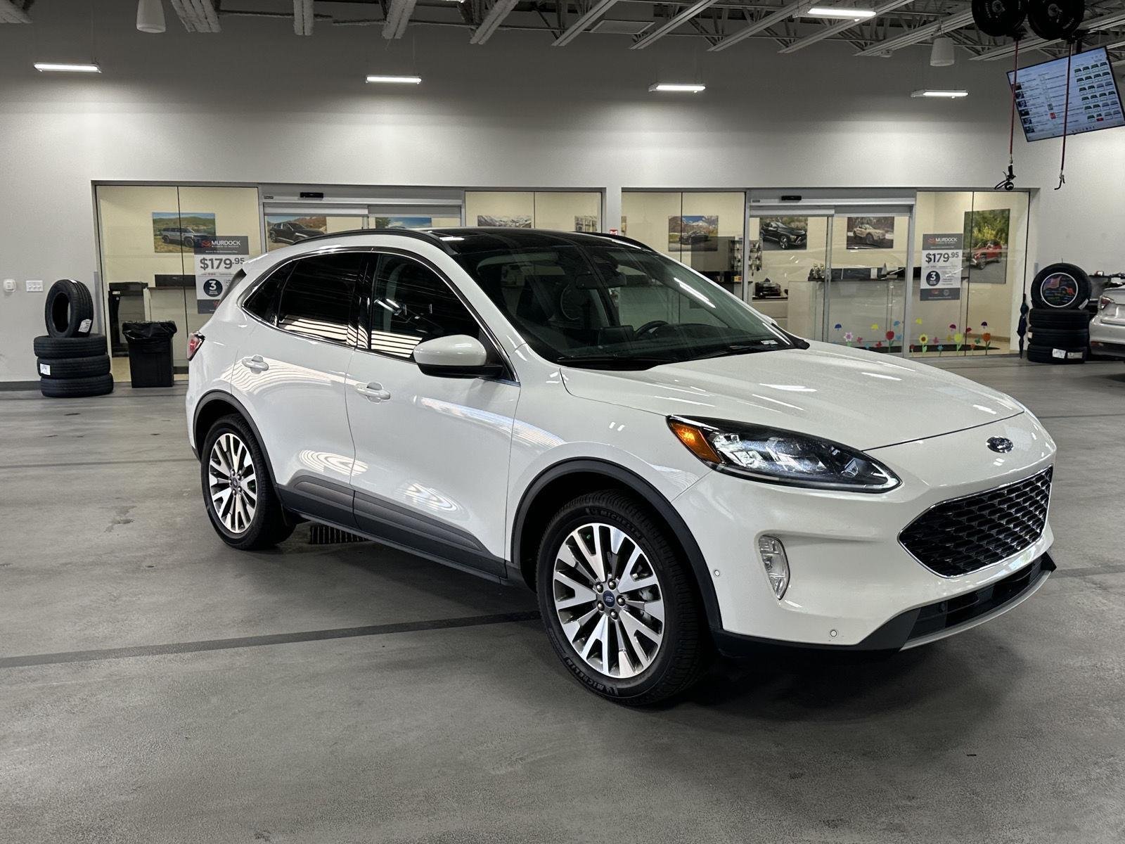Used 2021 Star White Metallic Tri-Coat Ford Titanium Hybrid image 9