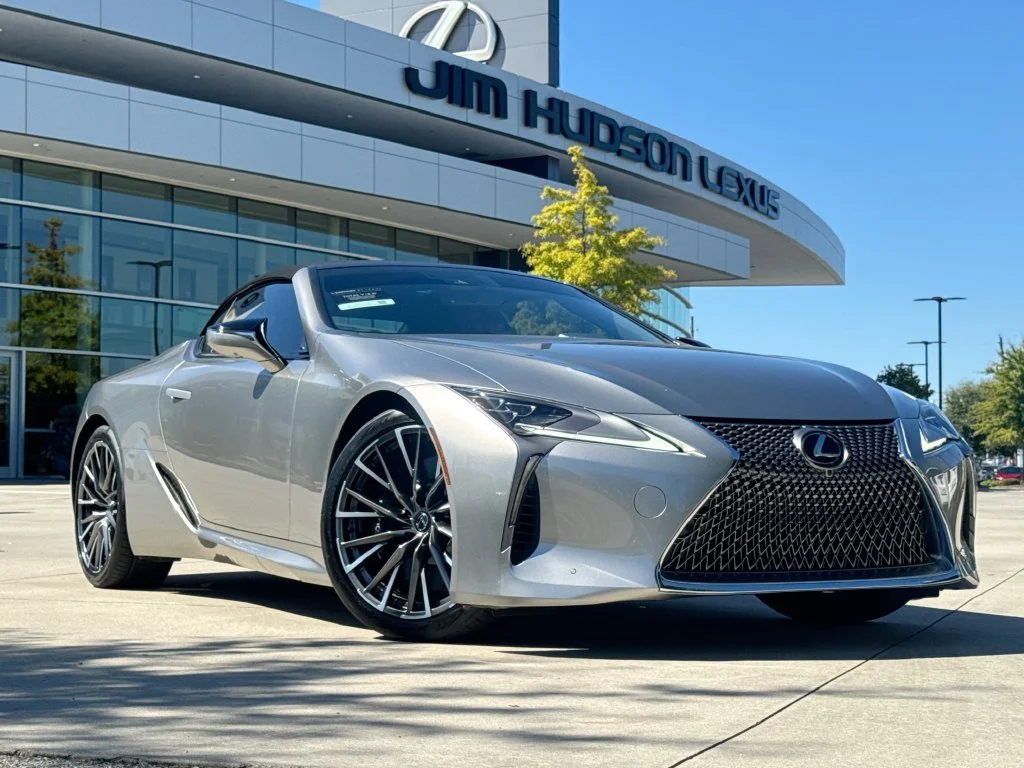 Used 2024 Silver Lexus 500 image 1