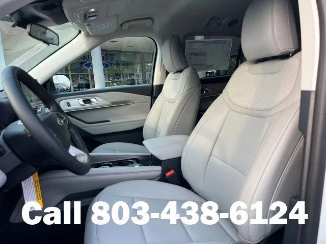 New 2026 Star White Metallic Tri-Coat Ford Active image 7