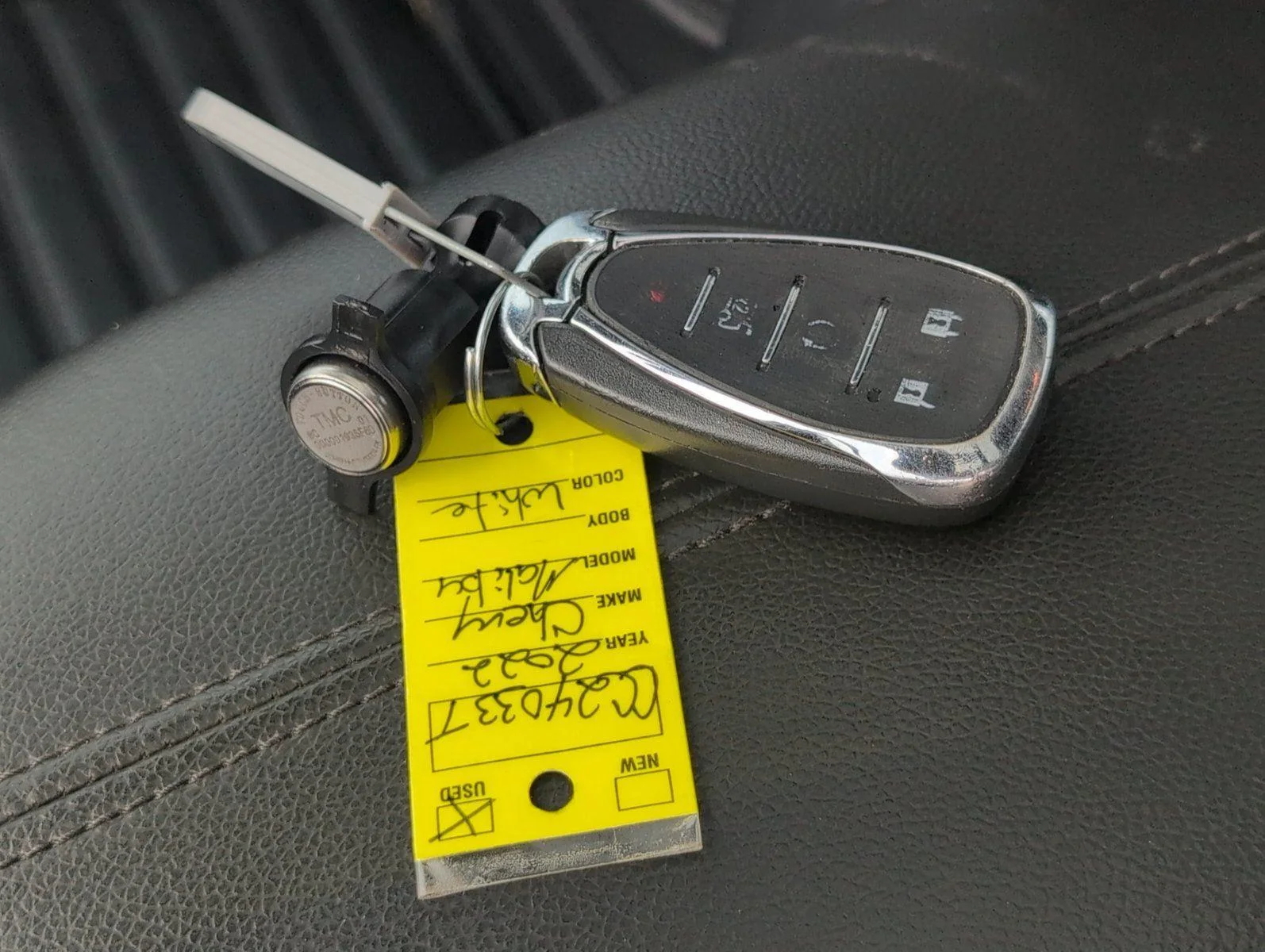 Used 2022 Summit White Chevrolet LT image 16
