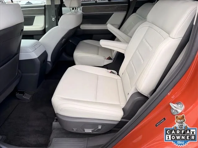 Used 2024 Orange Hyundai Calligraphy image 10