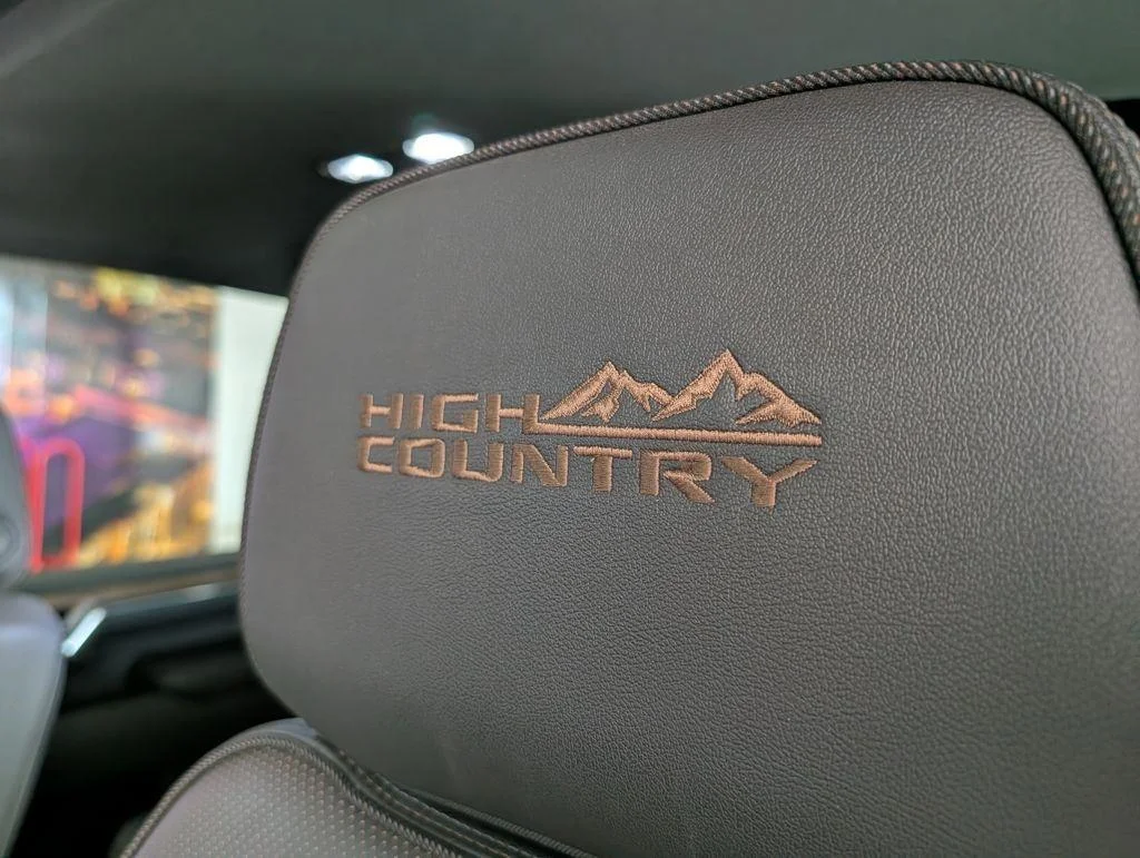 Used 2024 Iridescent Pearl Tricoat Chevrolet High Country image 24
