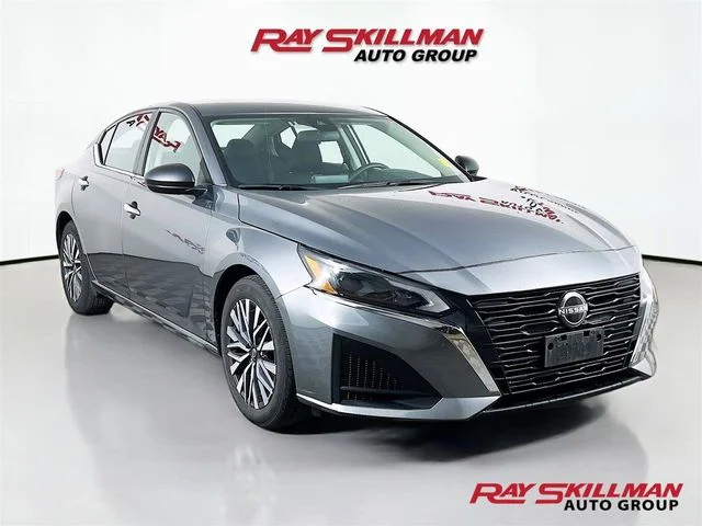 2024 Nissan Altima SV