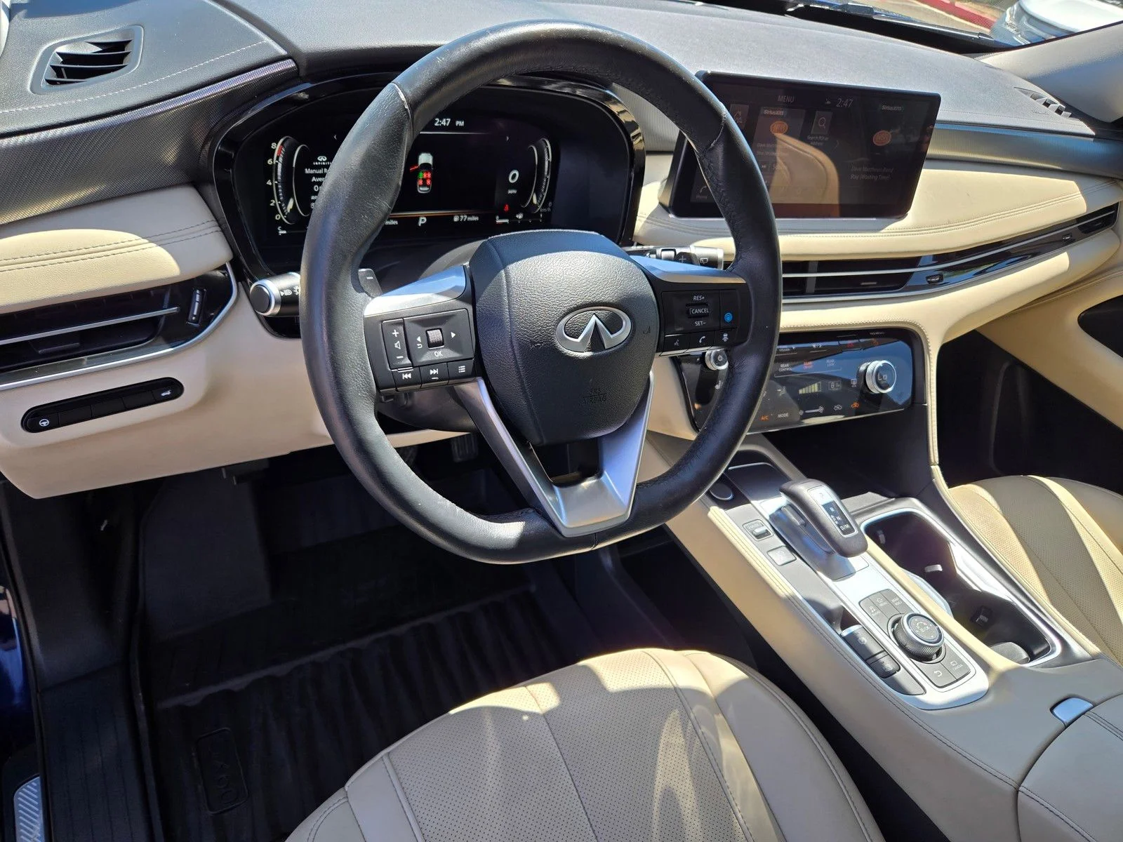 Used 2023 Grand Blue INFINITI LUXE image 18