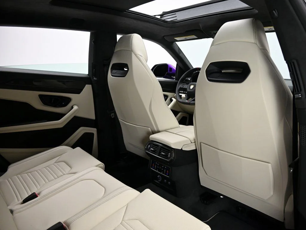 2025 Lamborghini Urus SE - Photo 9
