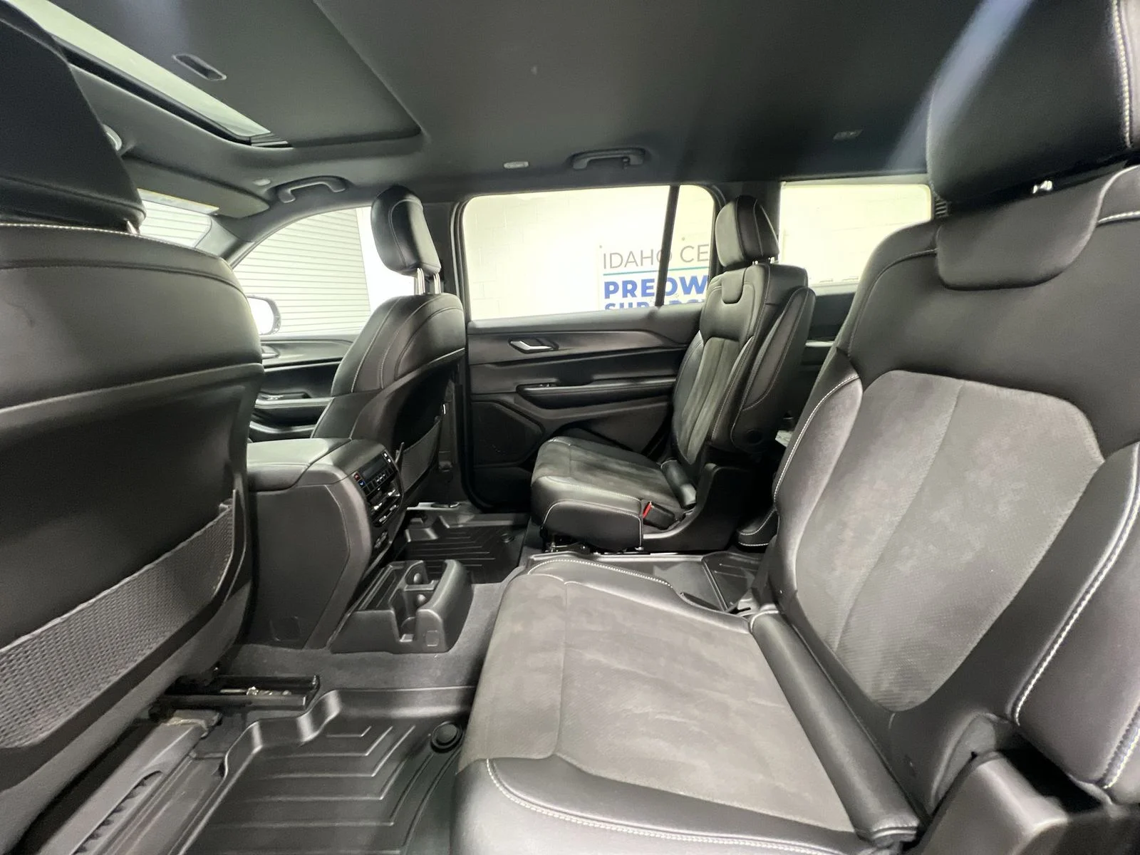 2024 Jeep Grand Cherokee L Altitude - Photo 22