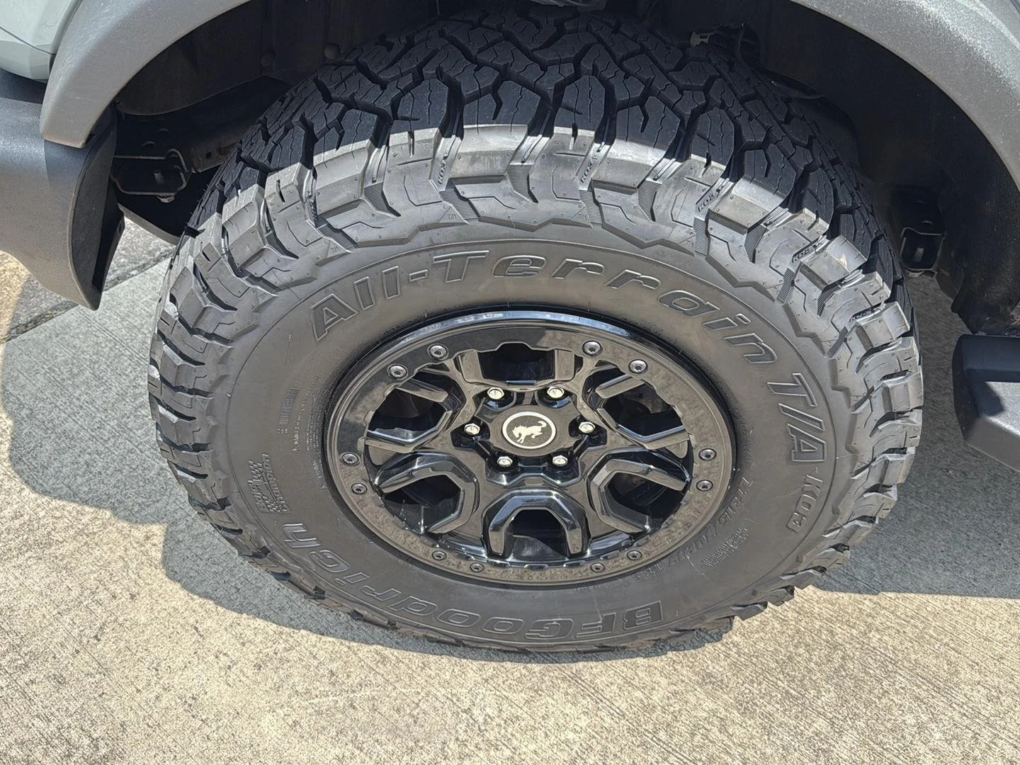 Used 2022 Cactus Gray Ford Wildtrak image 18