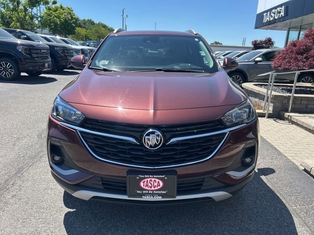 Used 2022 Rosewood Metallic Buick Select image 8