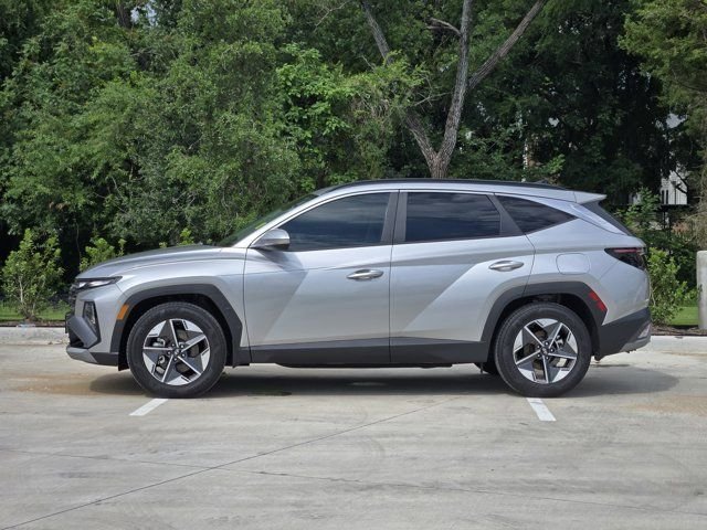 Certified Used 2025 Silver Hyundai SEL Convenience image 4