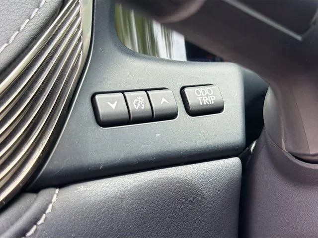 Certified Used 2024 Silver Lexus LS 500 image 34