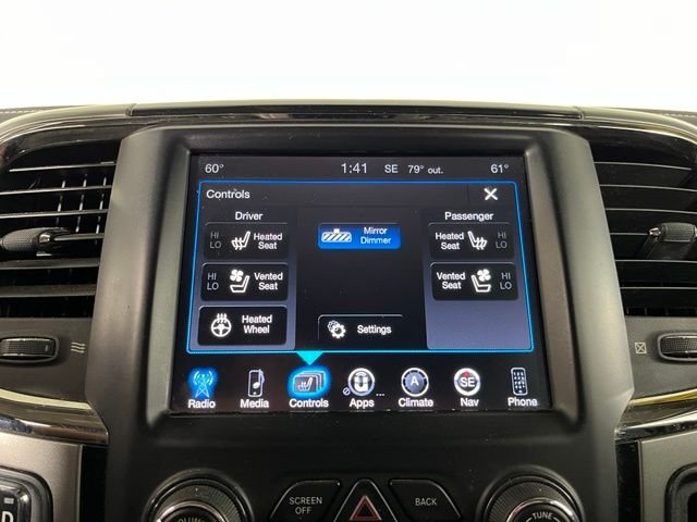 Used 2015 White Ram Sport image 19