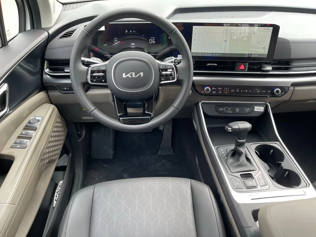 New 2026 White Kia LXS image 13
