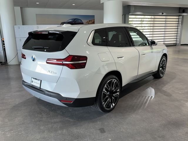 New 2026 Mineral White Metallic BMW 30 xDrive image 7