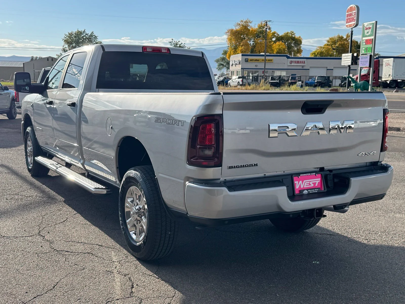 New 2027 Silver-Zynith Exterior Paint RAM Big Horn image 11
