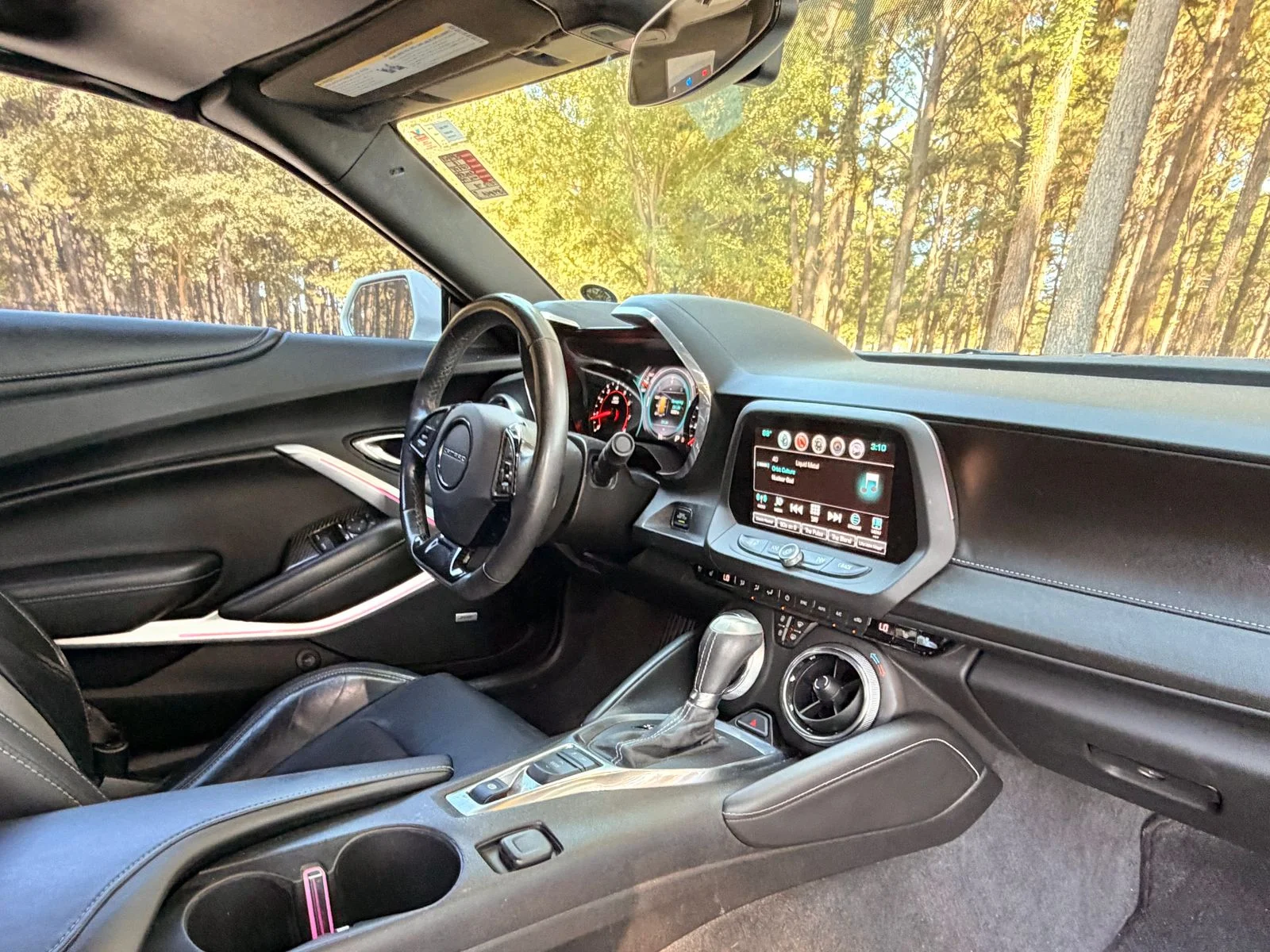 Used 2018 Summit White Chevrolet 2LT image 14