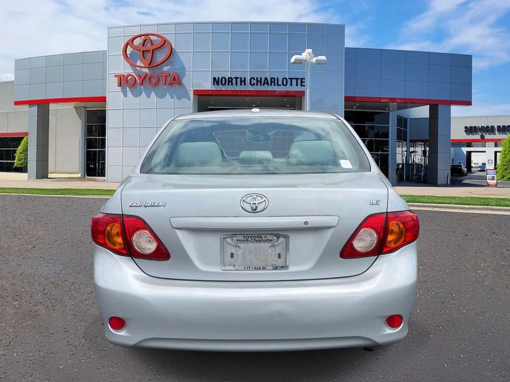 Used 2010 Silver Toyota LE image 6