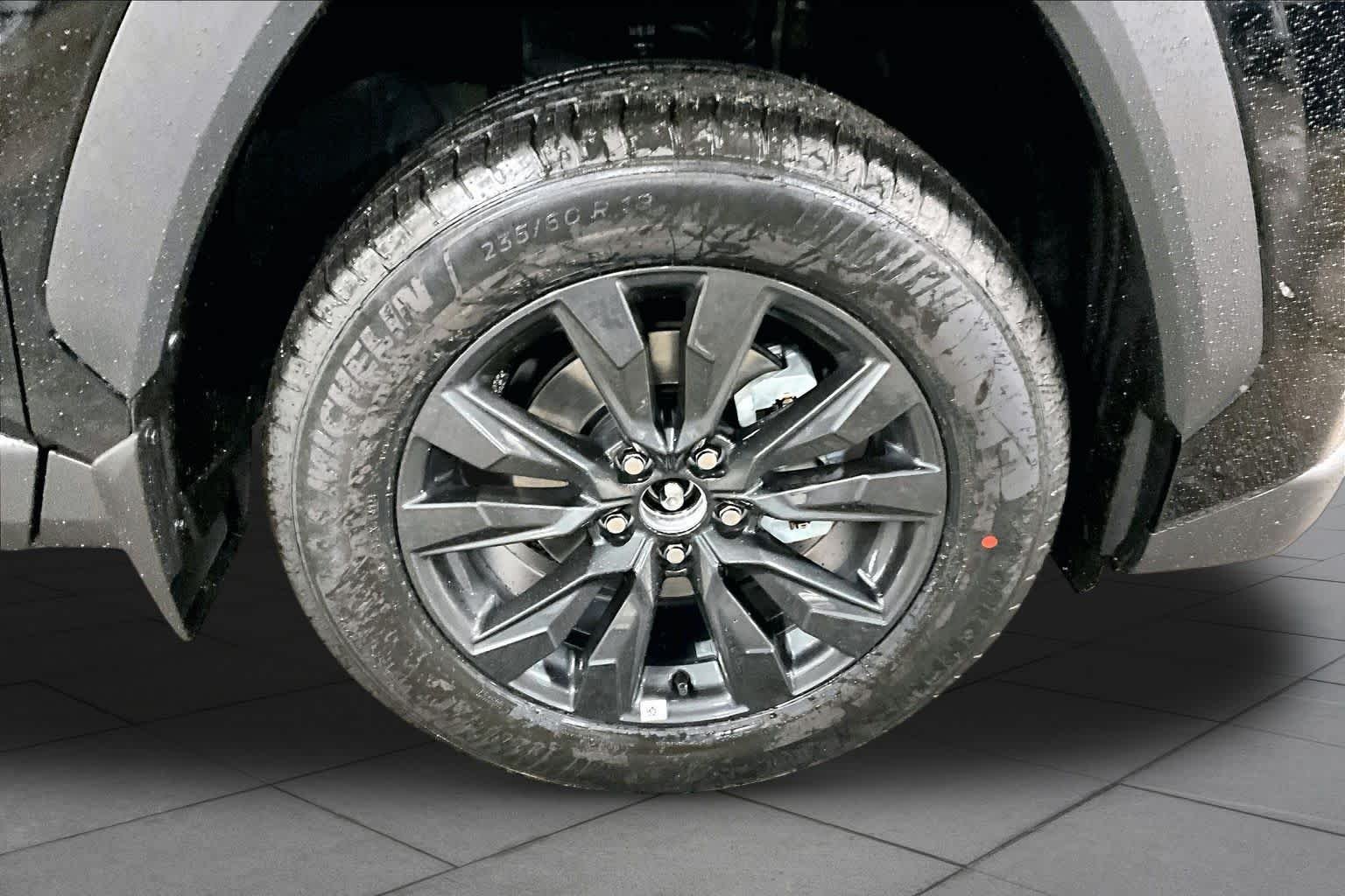 New 2026 Midnight Black Metallic Toyota XLE Premium image 12