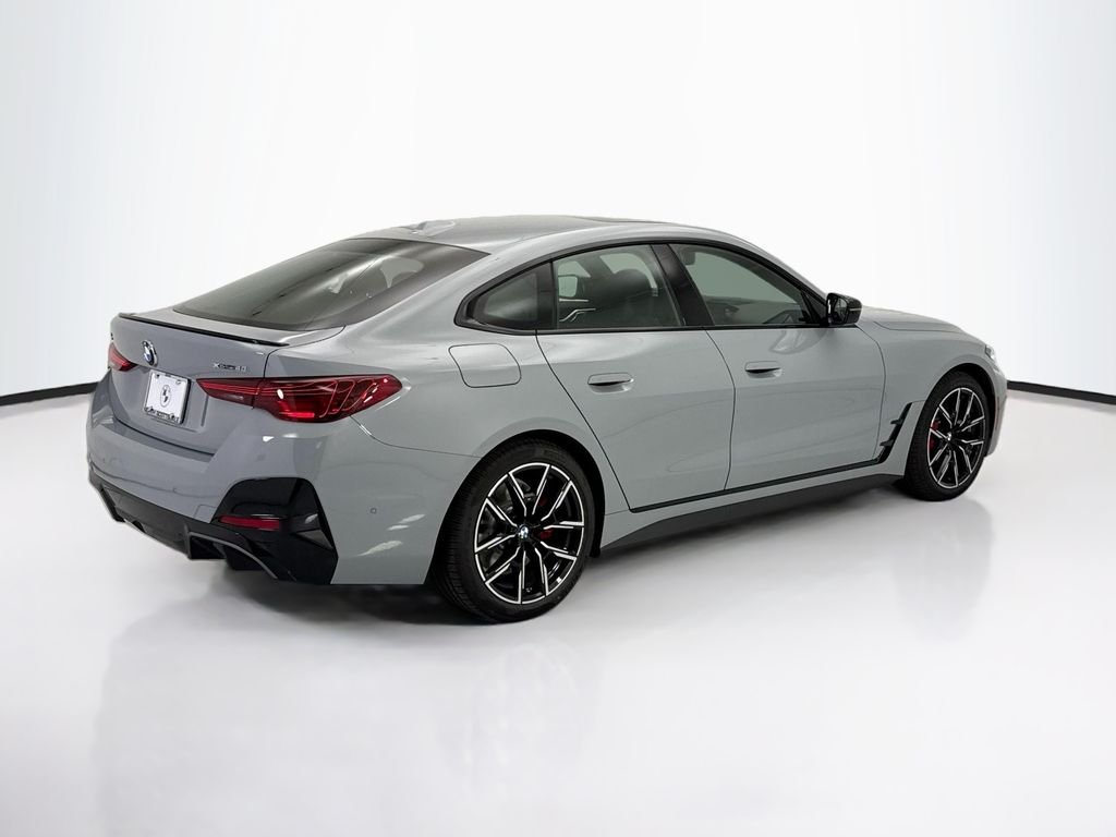 New 2026 Gray Metallic BMW xDrive40 image 5