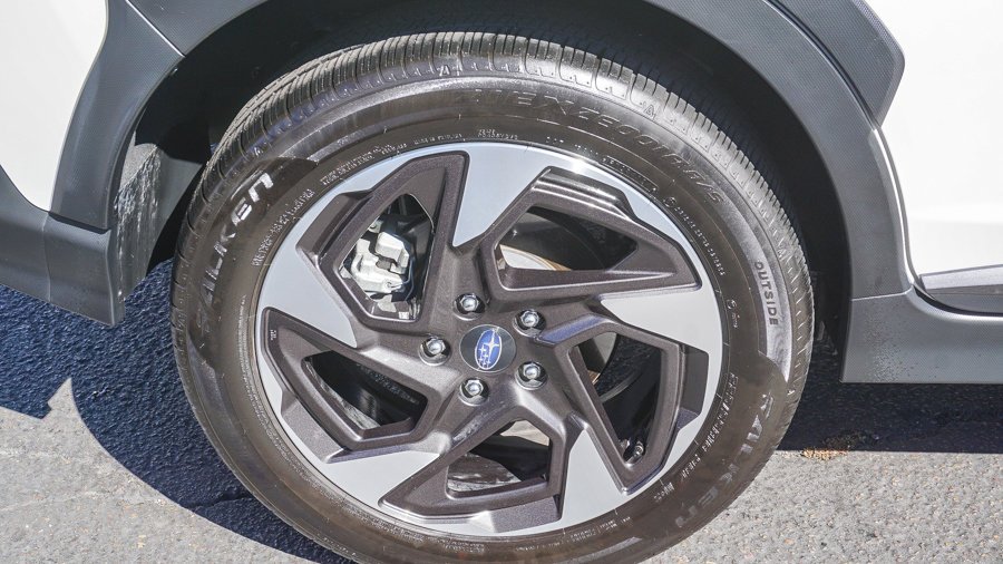 Used 2025 White Subaru Limited image 8