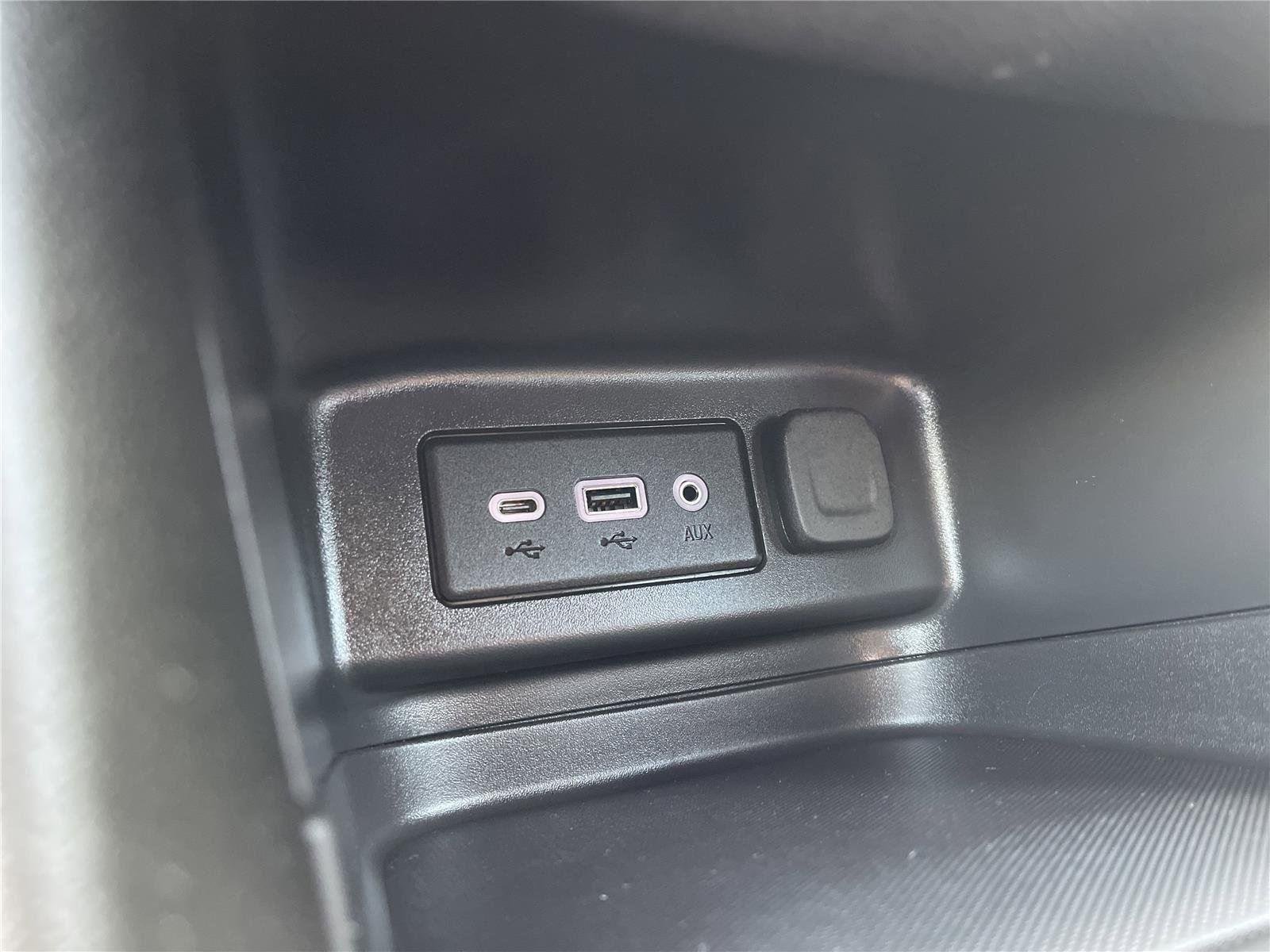 2023 Chevrolet Equinox 2FL - Photo 27