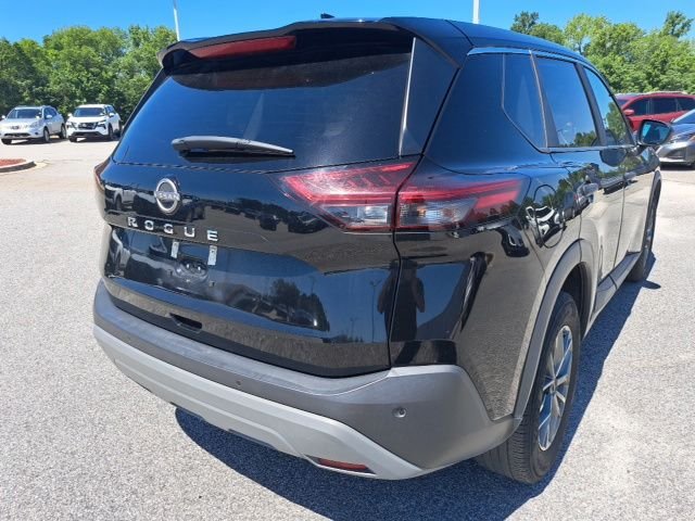 Used 2023 Black Nissan S image 9