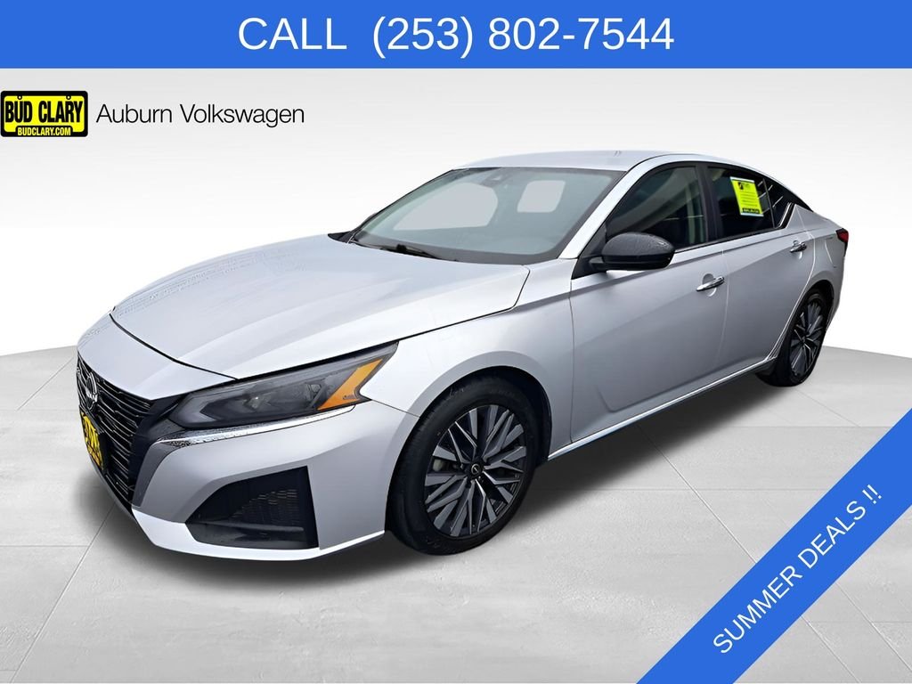 Used 2024 Silver Nissan 2.5 SV image 1