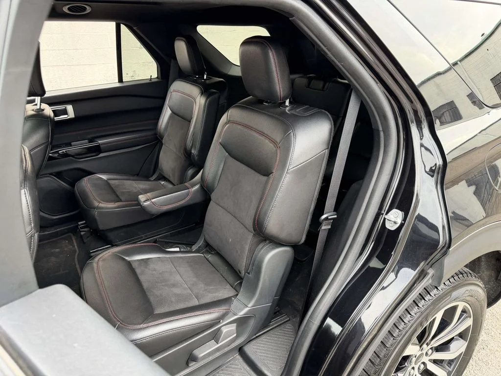 Used 2022 Black Ford ST-Line image 21