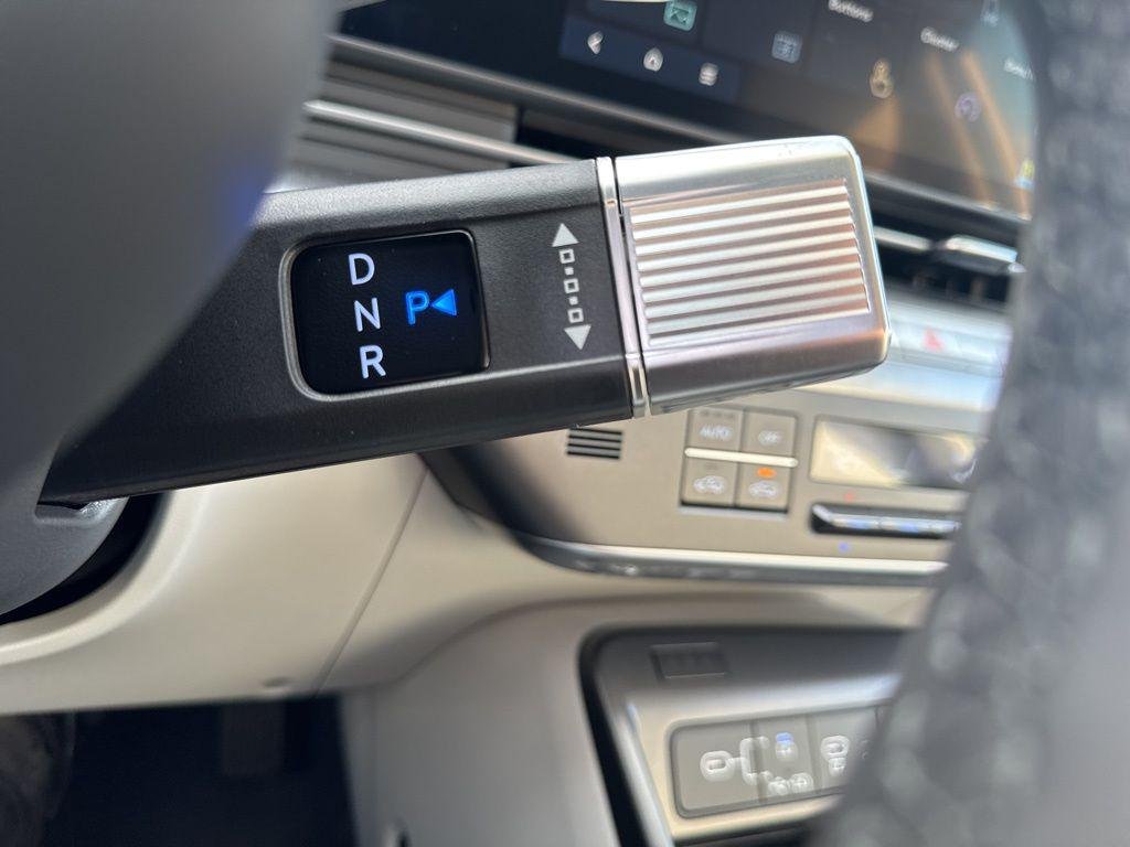 New 2026 White Hyundai Limited AWD image 27