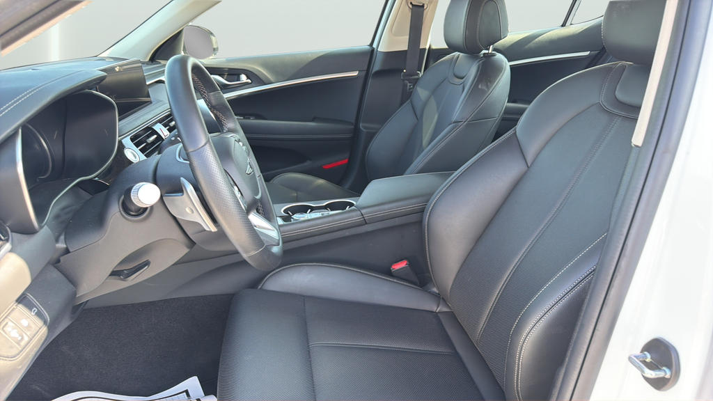 Used 2026 White Genesis 2.5T image 17