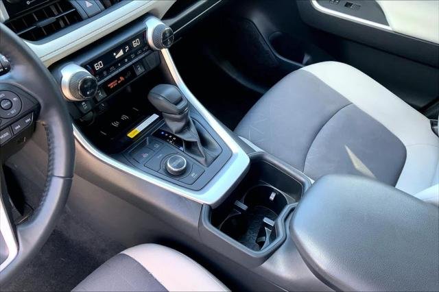 Certified Used 2022 ICE CAP Toyota  image 17