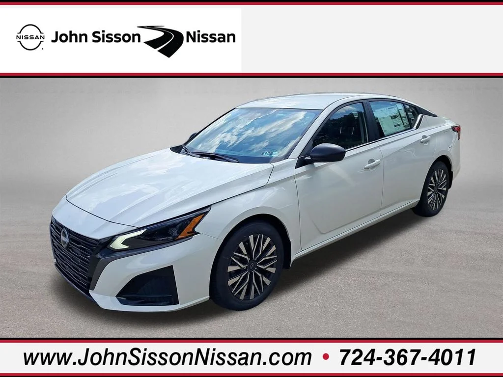 New 2026 White Nissan 2.5 SV image 1