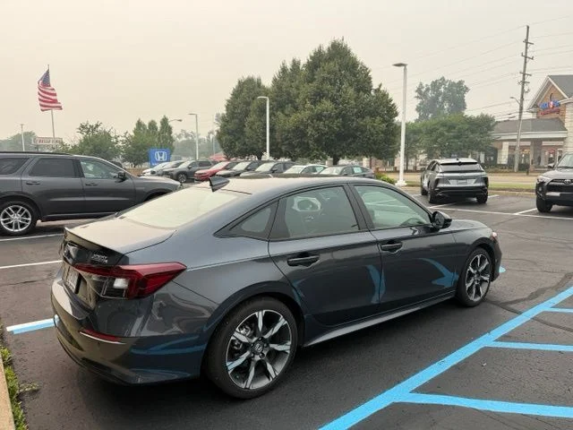 Certified Used 2025 Meteorite Gray Metallic Honda Sport Touring image 5