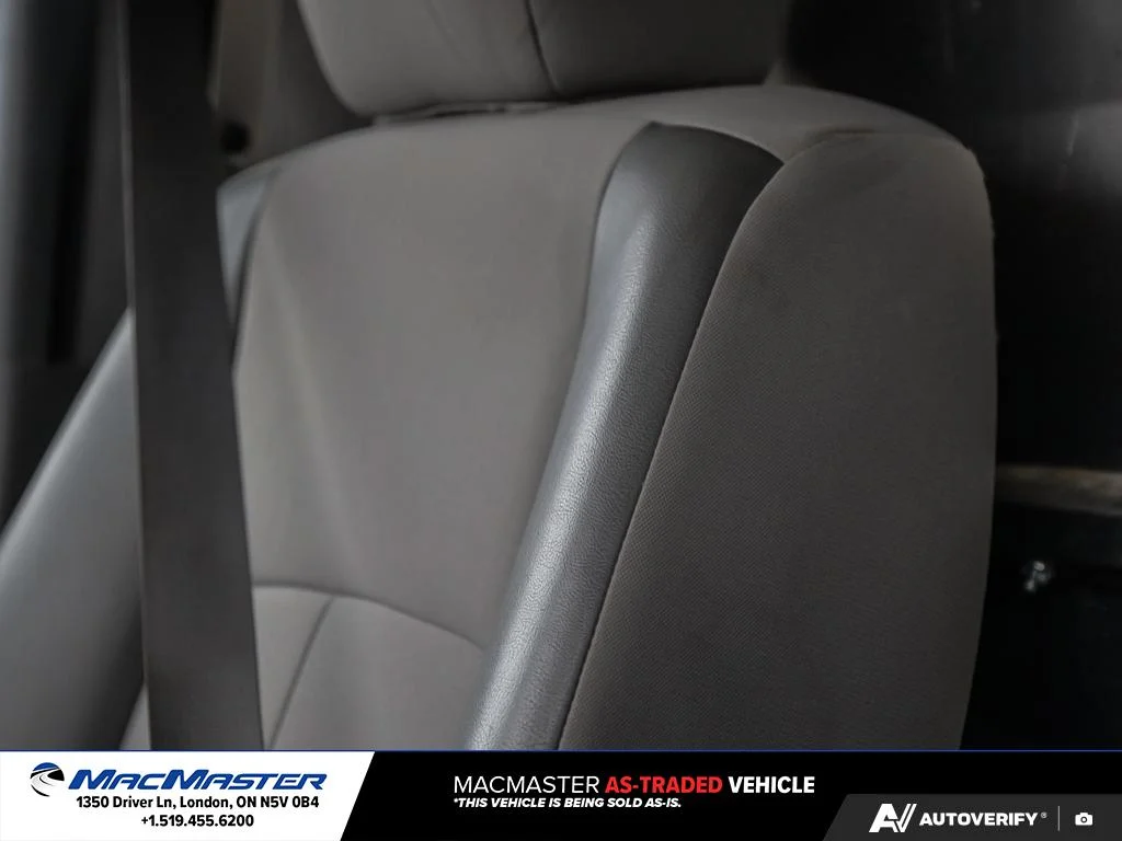 Used 2017  Nissan  image 26