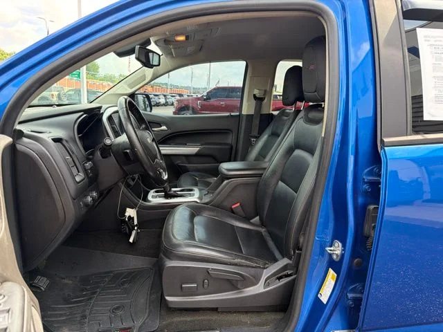 Certified Used 2018 Blue Metallic Chevrolet ZR2 image 15