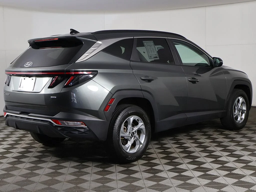 Used 2023 Gray Hyundai SEL image 10