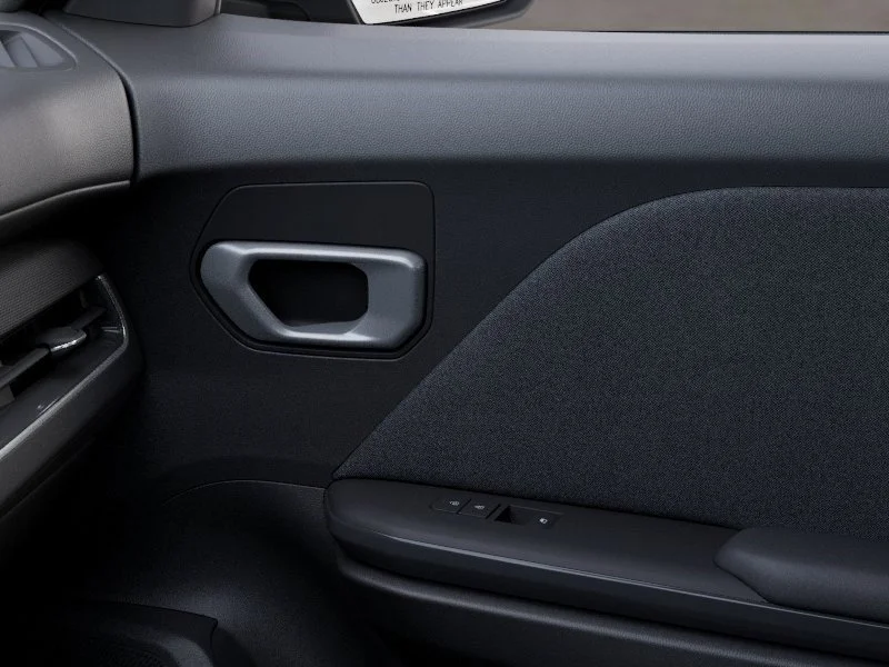 New 2026 Snow White Pearl Kia LXS image 25